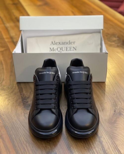 ALC&MCQ Siyah Şeffaf Taban Sneaker